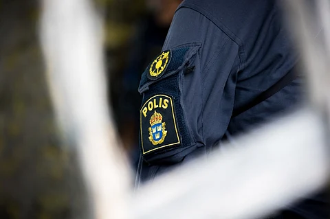 Knivskador efter rån vid Kista kyrka