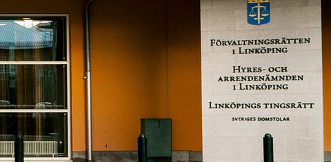 Kvinna åtalas för mord på sin mor