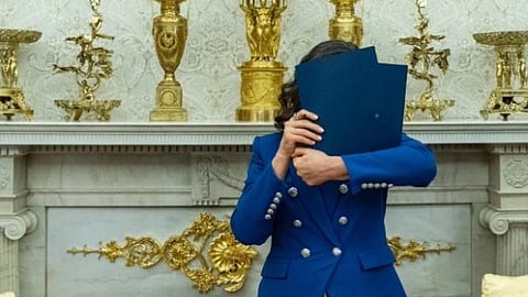 Den demokratiska guvernören Gretchen Whitmer blev kameraskygg hos president Trump.