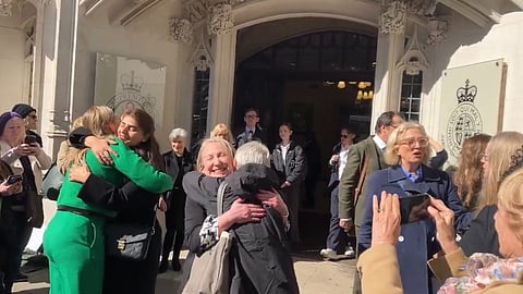 Glädjen var stor utanför Högsta domstolen när domen föll.