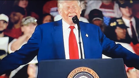 President Trump terrorklassar Antifa, meddelar han natten mot torsdag.