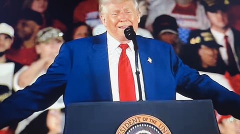 President Trump omfamnade arbetarklassen på onsdagens rally i Michigan, den amerikanska bilindustrins vagga.