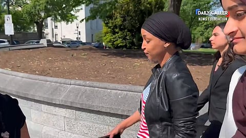 Den demokratiska kongressledamoten Ilhan Omar vägrar svara på frågan om Abrego Garcia.