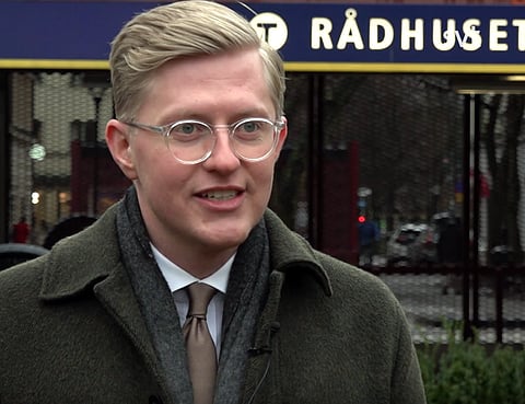Fendert (MP) får ännu större fallskärm