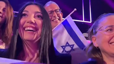Israel representerades av Yuval Raphael som överlevde Hamas terrorattack den 7 oktober 2023.