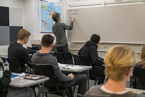 KRÖNIKA: Dalgard och regeringen tar inte problemen på universiteten på allvar
