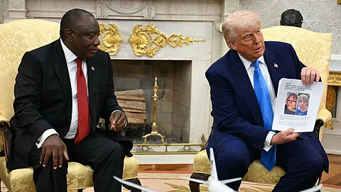Trump konfronterar Sydafrikas president i Ovala rummet