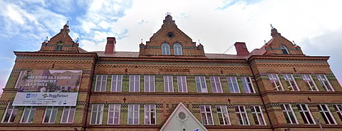 Vallaskolan (bild f. 2019)