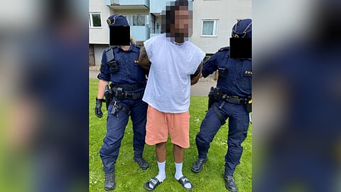 Åtalas för mordförsök efter knivattack – åklagaren yrkar på utvisning