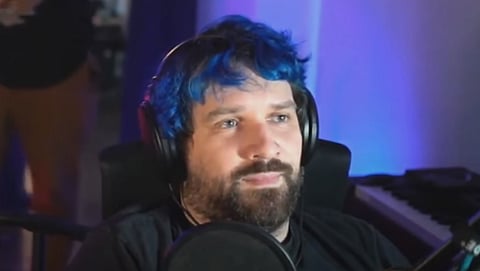 Amerikansk vänsterstreamer urskuldade politiskt våld – kan stängas av
