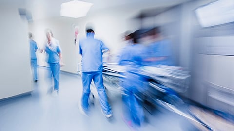 Sjukhus under utredning: Sex fängslade – patient dog efter 22 timmars väntan