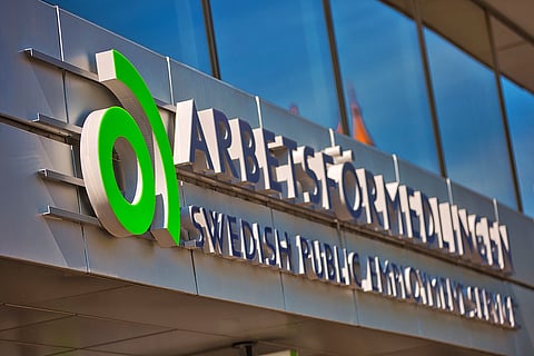 Redan vid 40 stängs dörrarna för arbetslösa