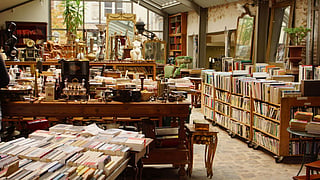 antiquarian bookstores in India