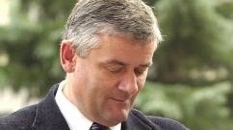 J. SLOTA: Božie Vianoce želám všetkým aj Lukáčovi Bartovi.