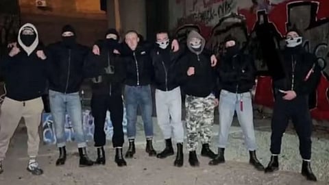 Bratislavu čistili od neonacistov. Polícia udrela na skupinu Valhalla.