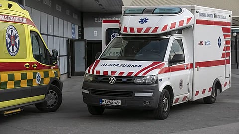 Záchranky idú pod nemocnice. Šaško mení systém po zrušenom tendri.