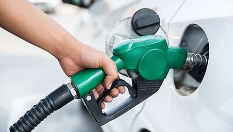 पेट्रोल नंतर डिझेलची वाटचाल शंभरीकडे ?