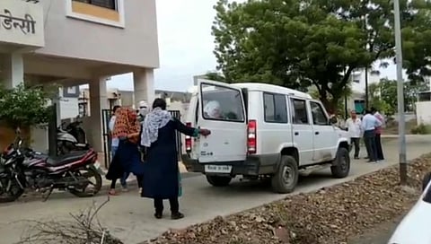 अकोल्यात सेक्स रॅकेटचा पर्दाफाश