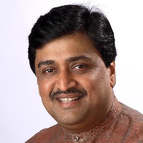 - अशोक चव्हाण