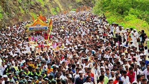 यंदा पालखी सोहळा एसटीने की हेलिकॉप्टरने?