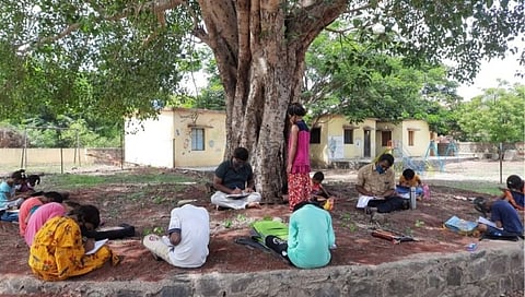 पारावरची शाळा