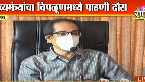 कोणत्याच घटकाला वाऱ्यावरती सोडणार नाही; मुख्यमंत्र्यांचे पुरग्रस्तांना आश्वासन!