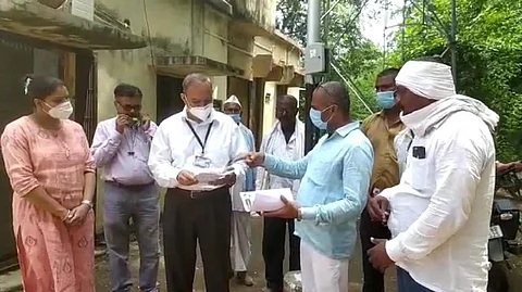 वन कर्मचाऱ्यांकडूनच मारहाण; खोटा गुन्हा दाखल! ठेलारी संघटना आक्रमक