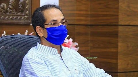 मी मदत करणारा मुख्यमंत्री, पॅकेज मुख्यमंत्री नाही