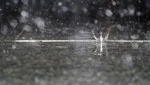 बीडमध्ये पुन्हा एकदा मुसळधार पावसाची हजेरी; शहरातील मुख्य रस्ते जलमय