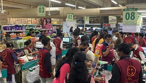 कोरोना नियमांचे उल्लंघन केल्याप्रकरणी मालाड मधील डी मार्ट सील!