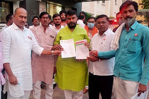 खासदार हेमंत पाटील यांना स्वाभीमानीचे निवेदन