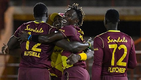 WI vs AUS: सलग दुसऱ्या सामन्यात विंडीजने ऑस्ट्रलियाला चारली धूळ