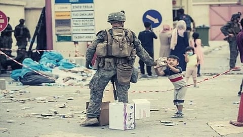 Afghanistan : काबुल विमानतळावर महागाईमुळे लोकांचे खाण्यापिण्याचे हाल