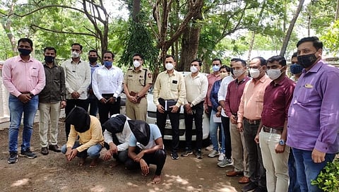 पोलीस असल्याचे भासवून एसटी प्रवाशांचे सव्वा कोटी रुपये लुटले ...