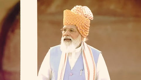 75th Independence Day 2021! स्वातंत्र्यानिमित्त 75 वंदे भारत रेल्वेची पंतप्रधानांकडून घोषणा