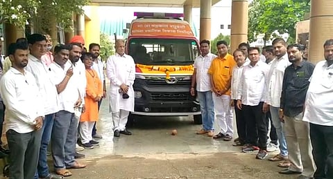 दुर्गम भागातील रुग्णांसाठी माजी आ. चंद्रकांत रघुवंशी यांच्या स्थानिक विकास निधीतून रुग्णवाहिका!