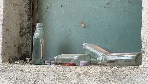 औरंगाबाद महापालिकेत काम कमी आणि भलताच उद्योग जास्त! सापडल्या दारूच्या बाटल्या