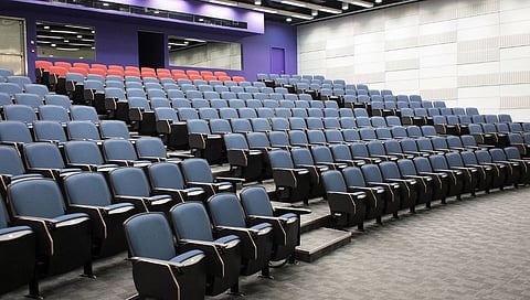 22 ऑक्टोबरपासून थिएटर्स सुरु होणार... (पहा Video)