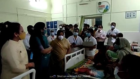 समितीला आढळले मुदत संपलेले ओआरएस व औषधी; नंदुरबार जिल्ह्यातील धक्कादायक प्रकार