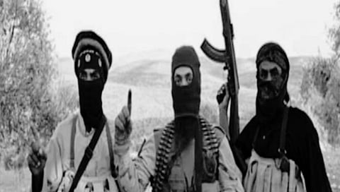 दहशतवाद्यांच्या रडारावर मुंबई; गृहमंत्र्यांनी बोलावली तातडीची बैठक