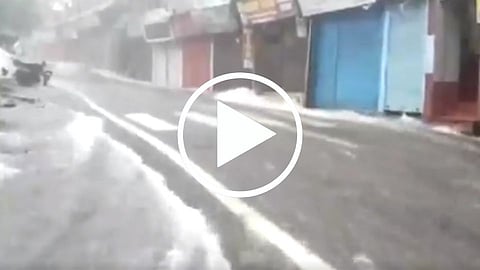 नैनितालमधील मुसळधार पावसाचा फटका, नाशिकचे यात्रेकरू पुरपरीस्थितीत अडकले...(पहा व्हिडिओ)