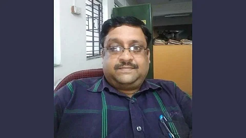 गोंदिया जिल्हाधिकाऱ्यांच्या स्वीय सहाय्यकांना लाच घेताना अटक!