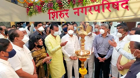 शिरुर नगरपरिषद इमारतीच्या उद्घाटनाप्रसंगी अजित पवारांची फटकेबाजी...