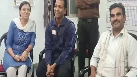 vasanta shelke honestly returned 44 thousand to jayswal family