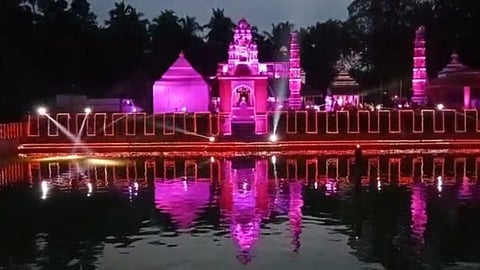 Alibag : त्रिपुरारी पौर्णिमेनिमित्त चौल रामेश्वर मंदिर उजळले रोषणाईने!