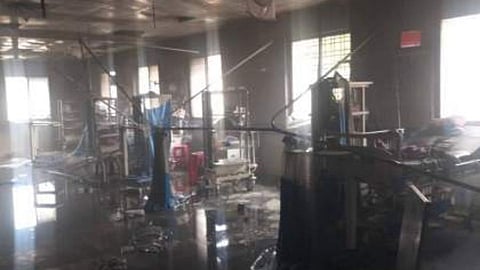 अहमदनगर जिल्हा रुग्णालयाच्या ICU मध्ये भीषण आग