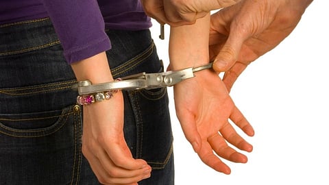 नवी मुंबई पोलिसांची मोठी कारवाई