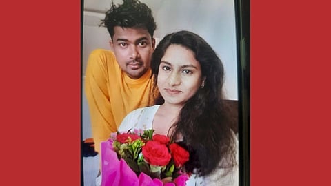 MPSC परीक्षांची तयारी करणाऱ्या पत्नीची OYO हॉटेलमध्ये गळा आवळून हत्या !