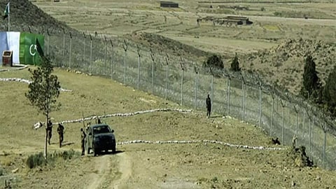 Pakistan : तालिबान सीमा वादावरून एकमेकांना भिडले