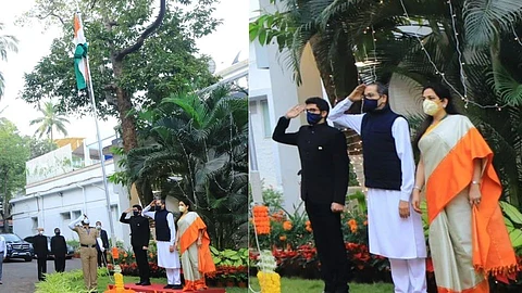 "प्रजासत्ताक दिनीच मुख्यमंत्र्यांच्या पत्नीकडून राष्ट्रध्वजाचा अवमान; त्यांच्यावरती गुन्हा दाखल करा"